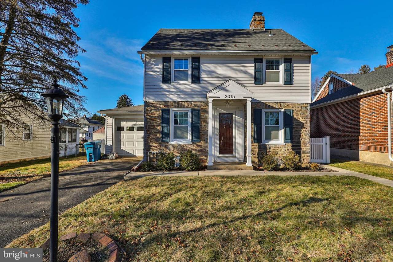 2015 Montgomery Street - Photo 1