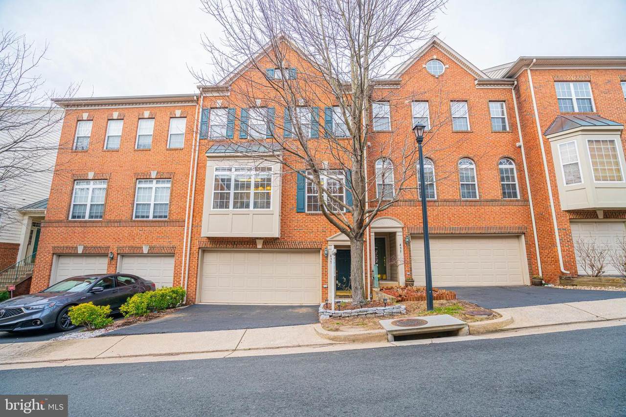 437 Clayton Lane - Photo 1