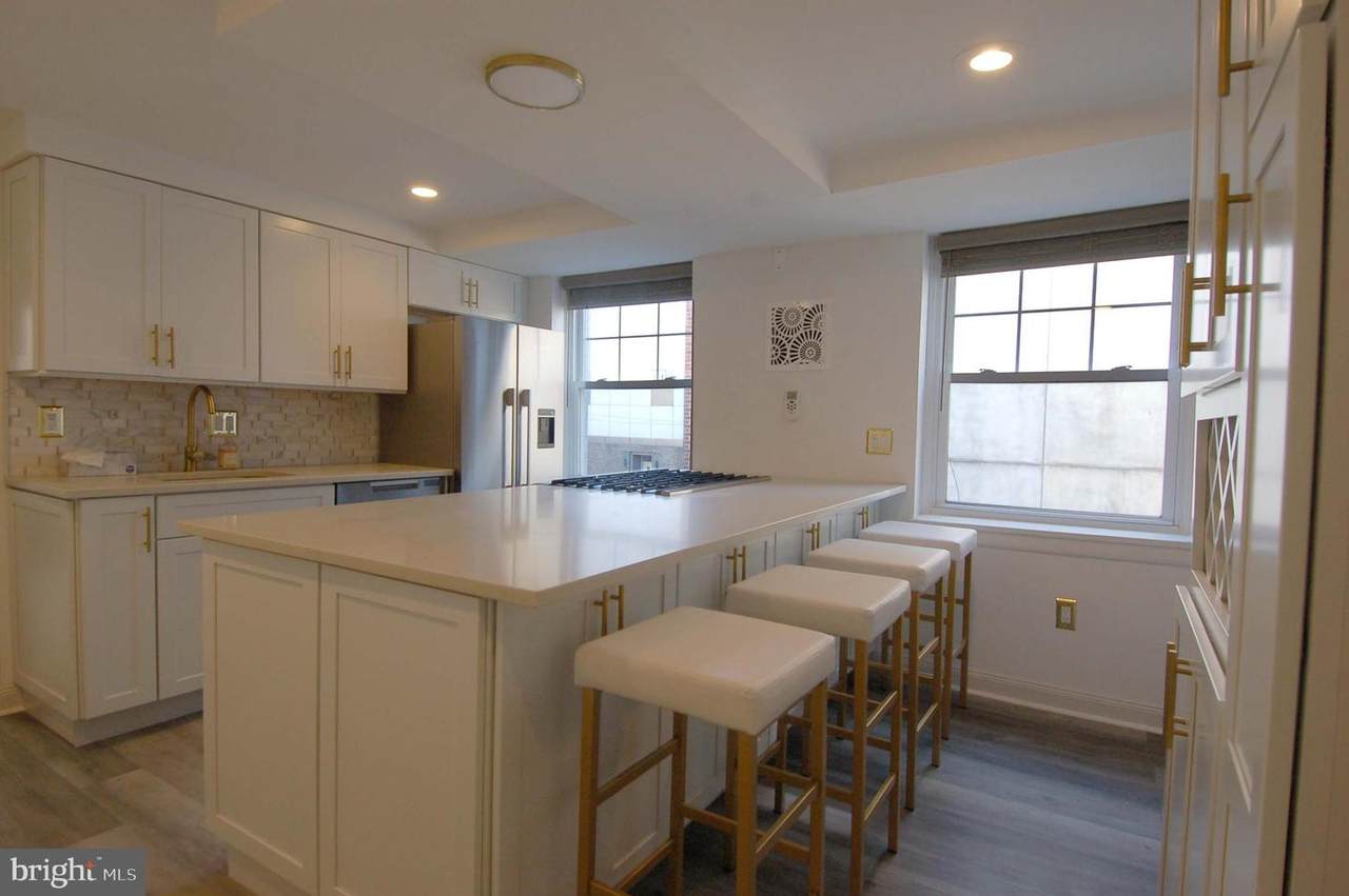865 Lawrence Street - Photo 1