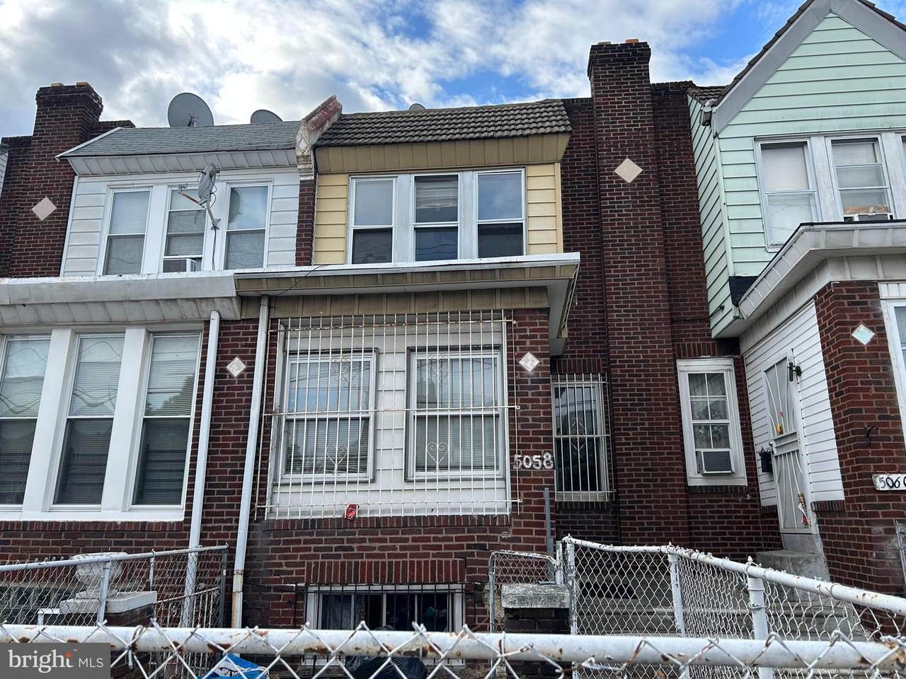 5058 F Street - Photo 1