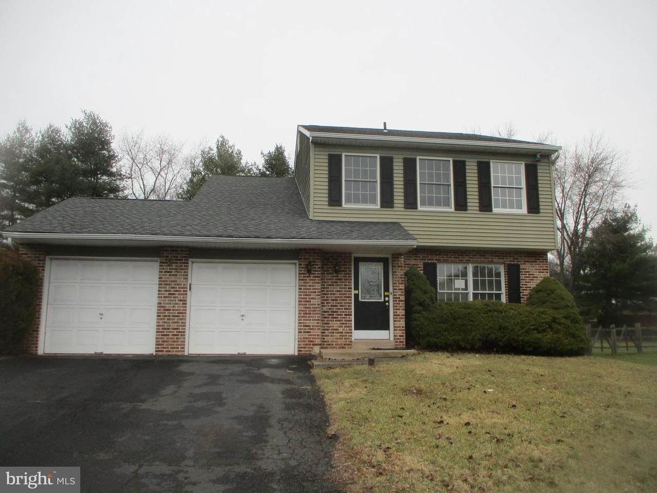 67 Jasen Drive - Photo 1