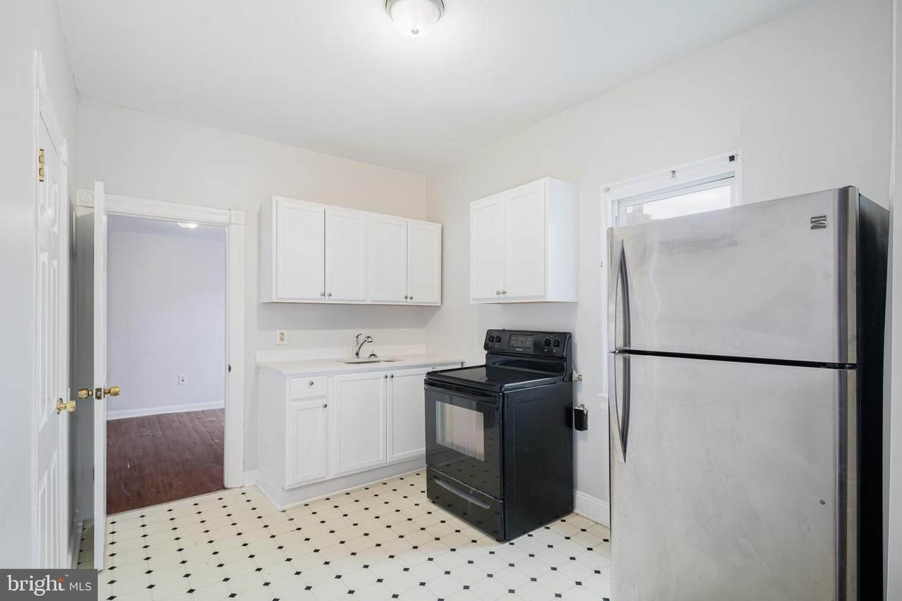 3415 Kensington Avenue - Photo 1