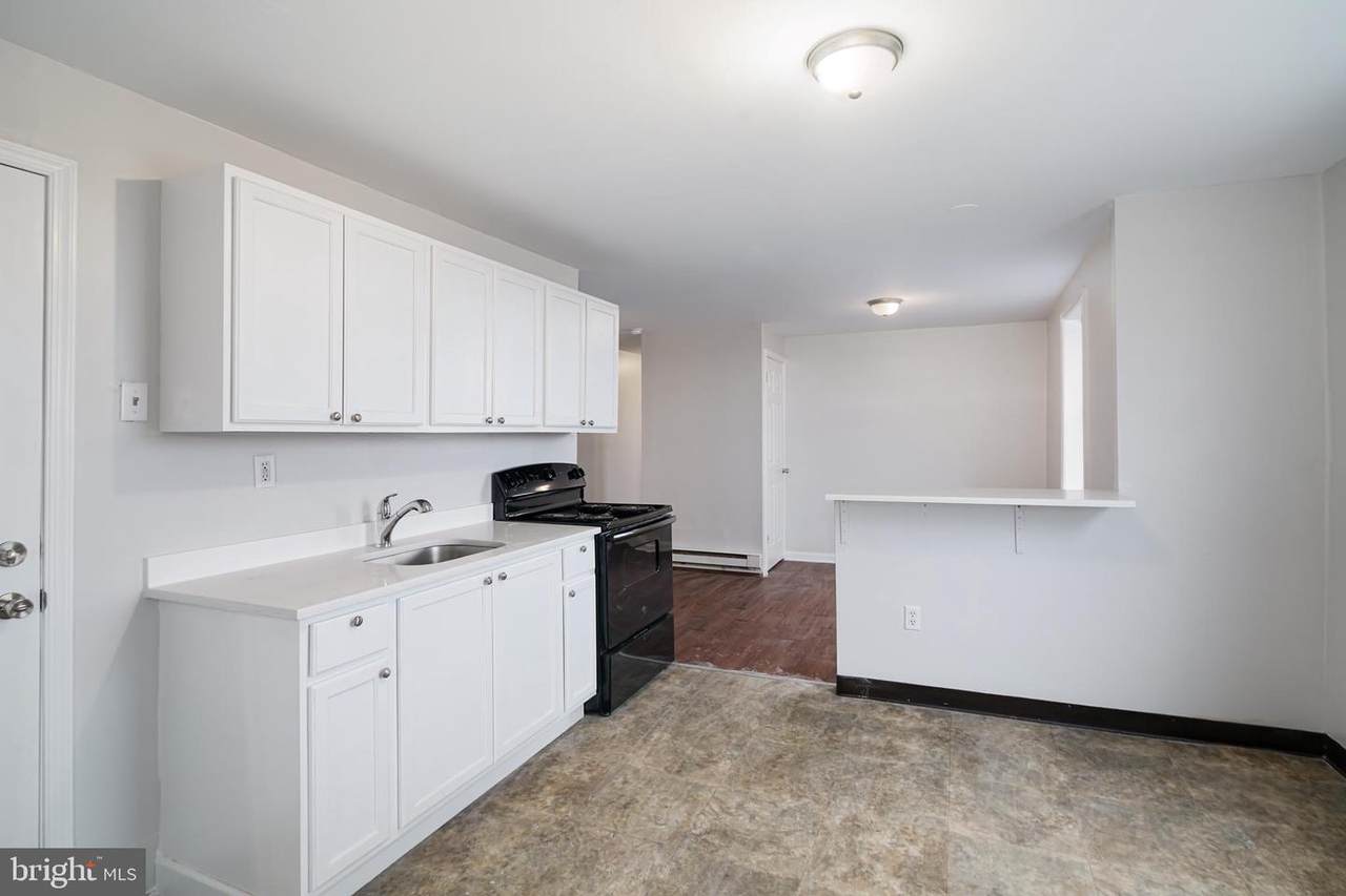 3415 Kensington Avenue - Photo 1