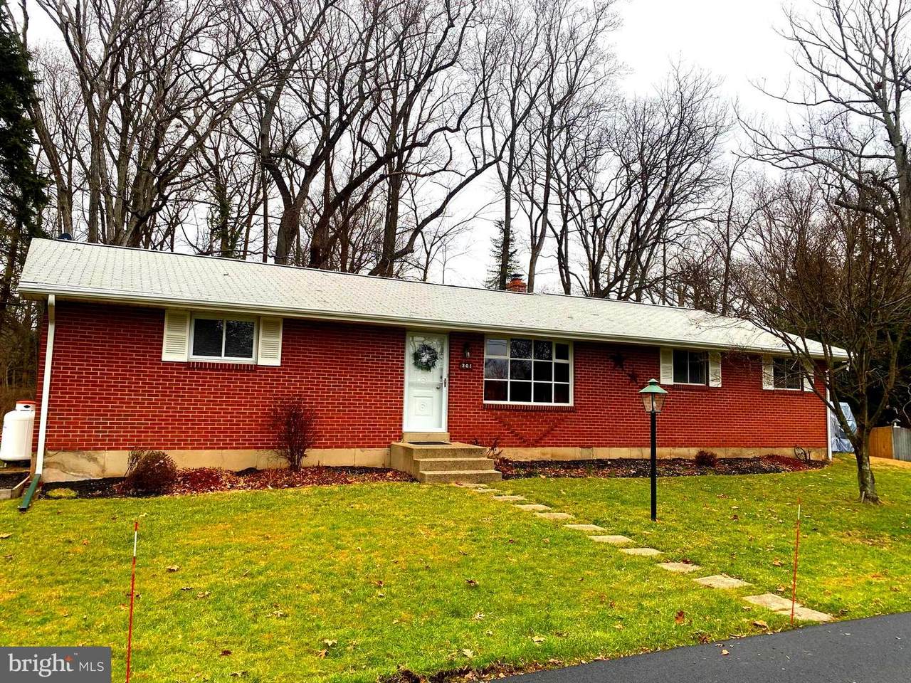 301 Bidwell Lane - Photo 1