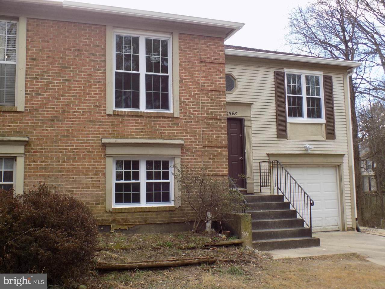 10598 Reeds Landing Circle - Photo 1