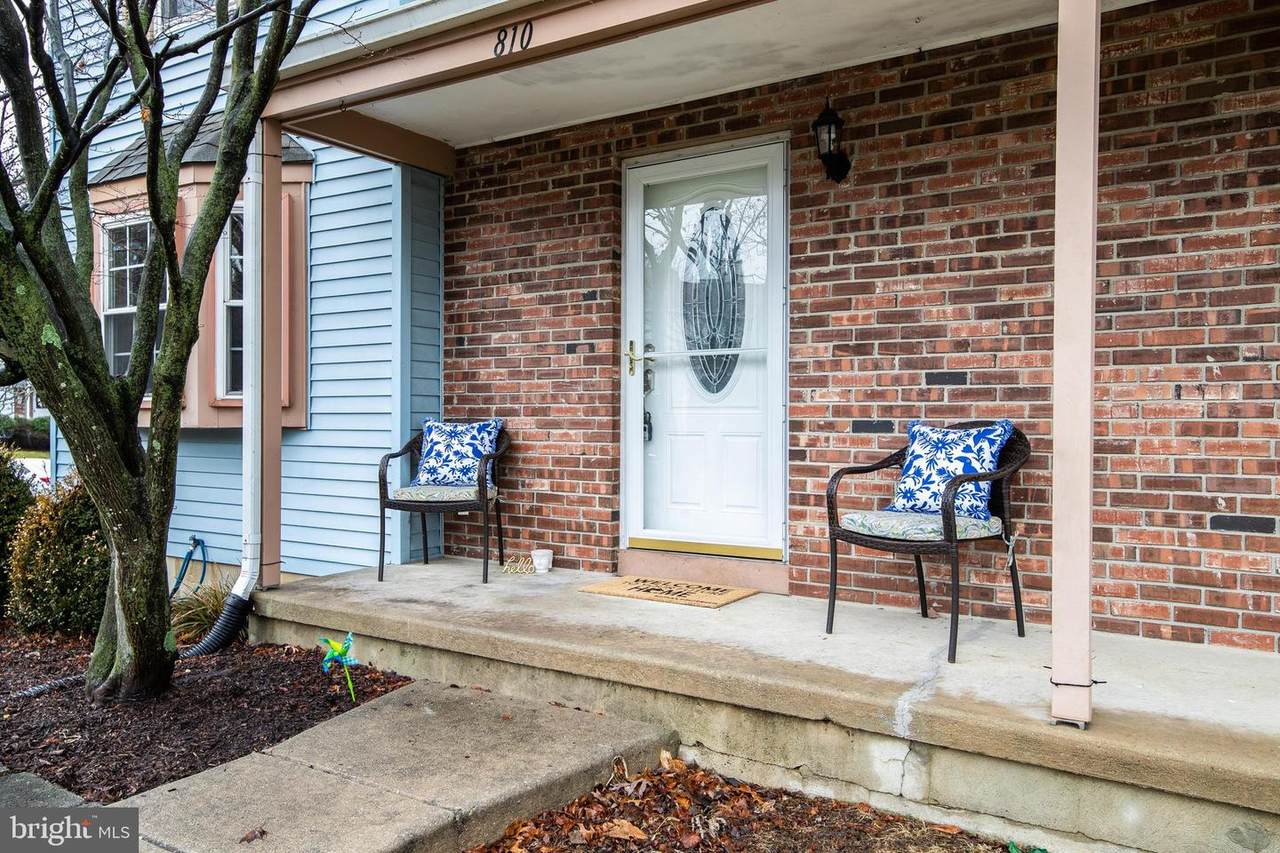 810 Saint Regis Ct. - Photo 1