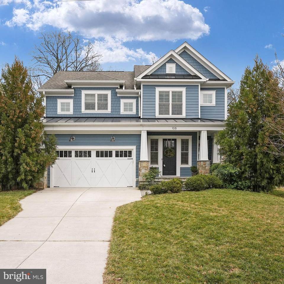 108 Dogwood Street - Photo 1
