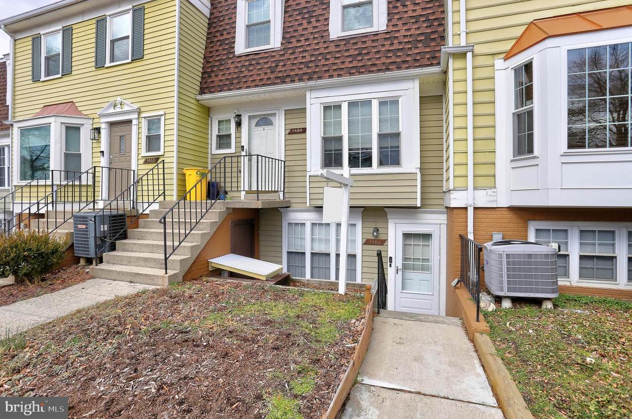 1486 Lowell Court - Photo 1