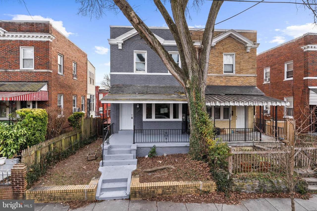 604 Somerset Place - Photo 1