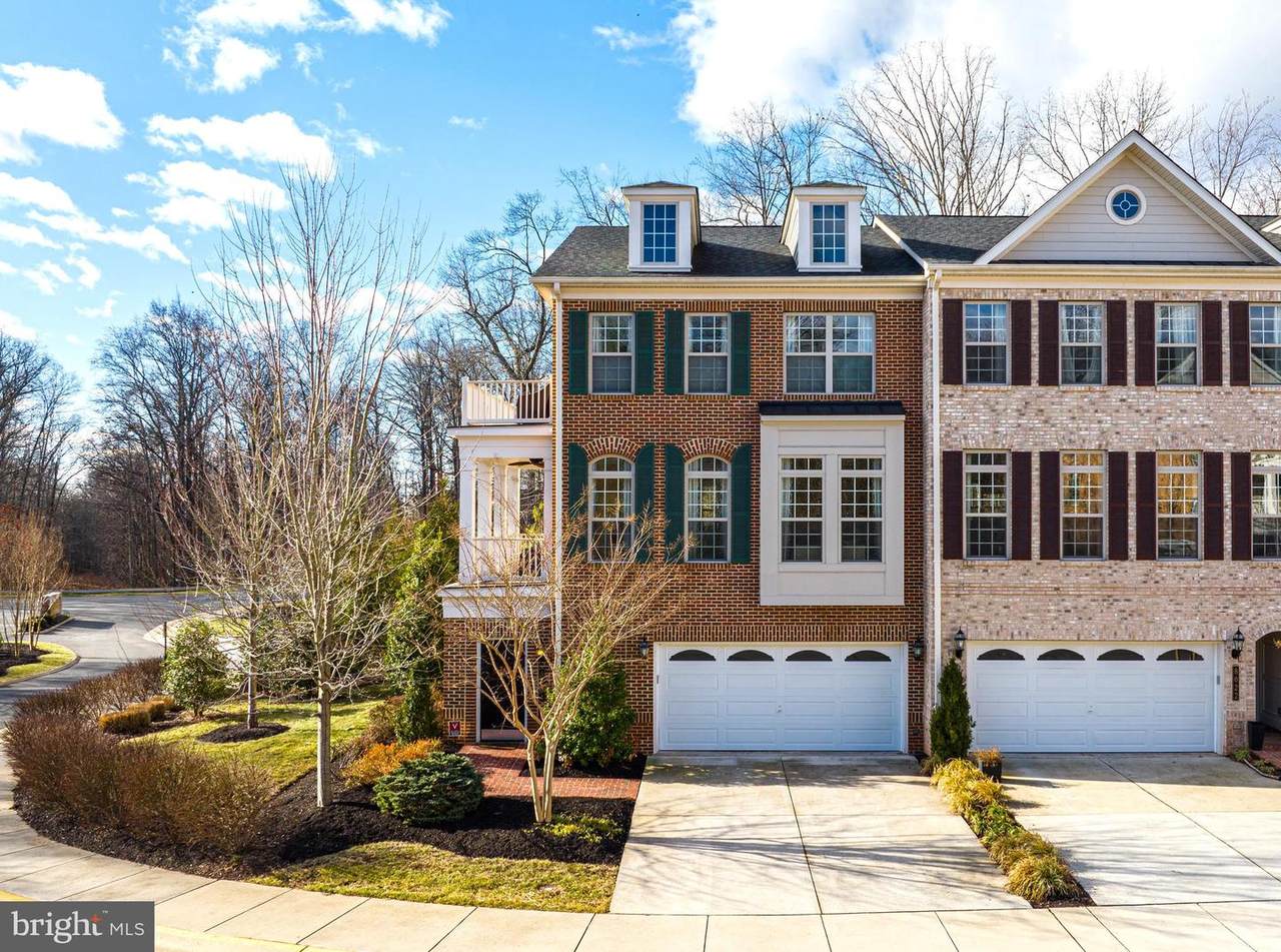 8024 Turtle Creek Circle - Photo 1