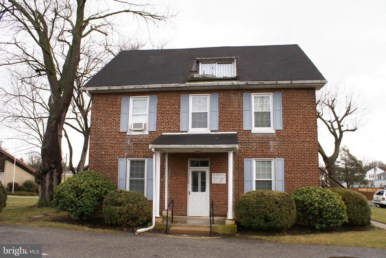 1127 Stanley Avenue - Photo 1