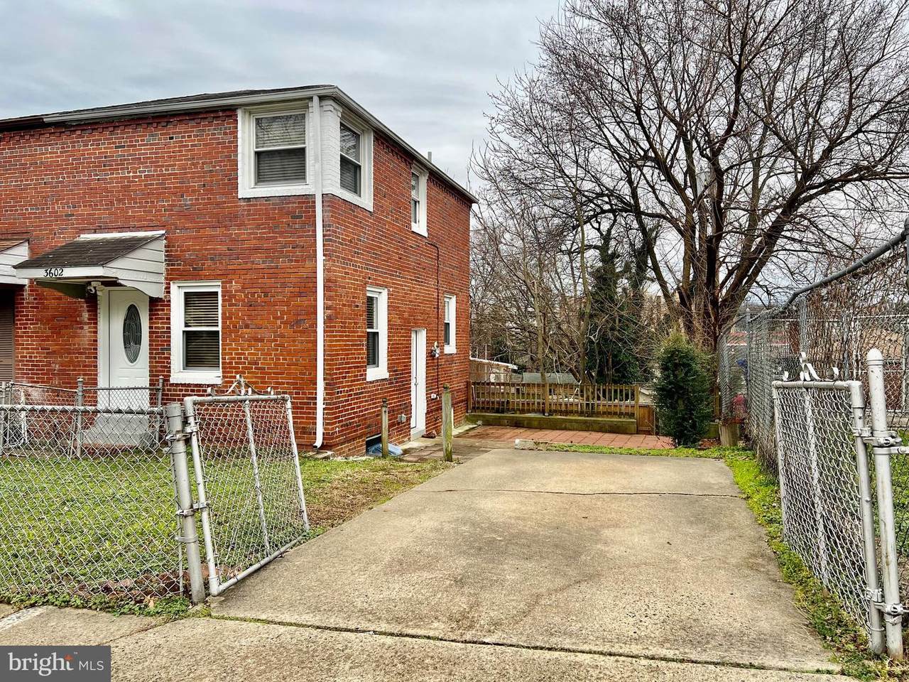 3602 Kemper Road - Photo 1