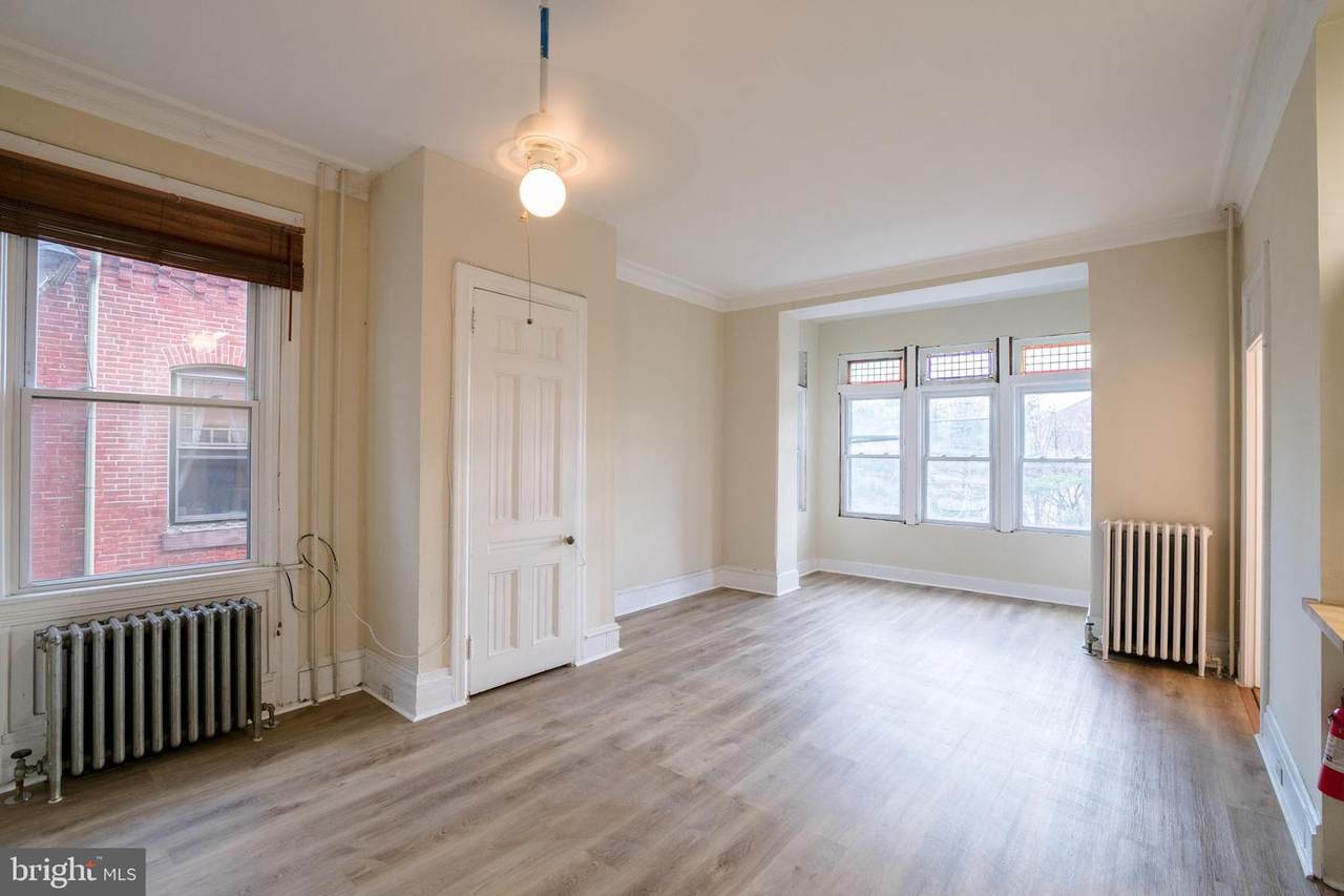 3314 Arch Street - Photo 1