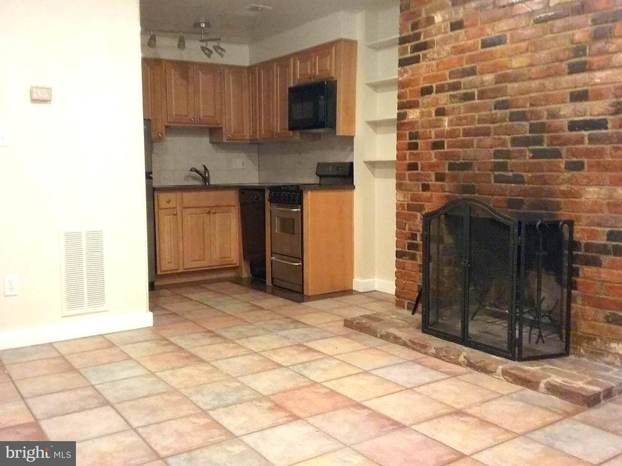 726 6TH Street - Photo 1