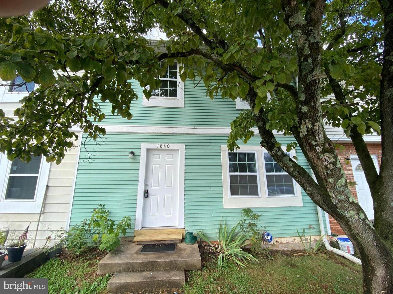 1840 Picadilly Circle - Photo 1