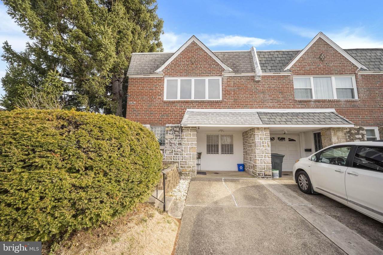 11817 Audubon Avenue - Photo 1