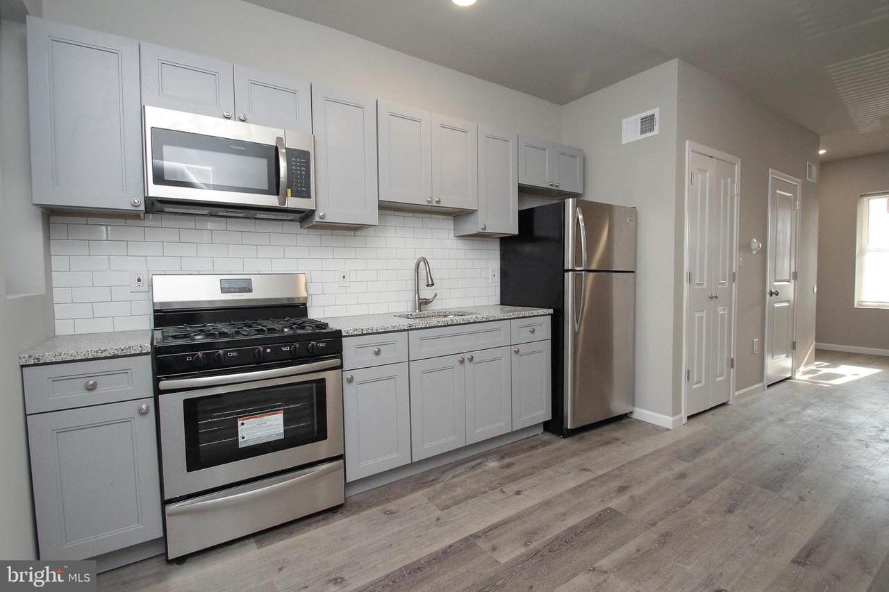 5513 Ludlow Street - Photo 1