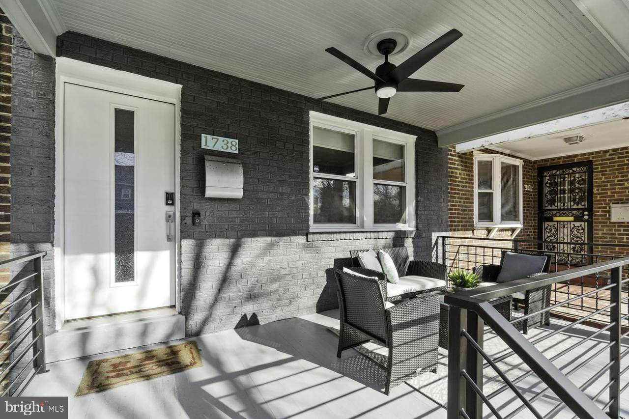 1738 D Street - Photo 1