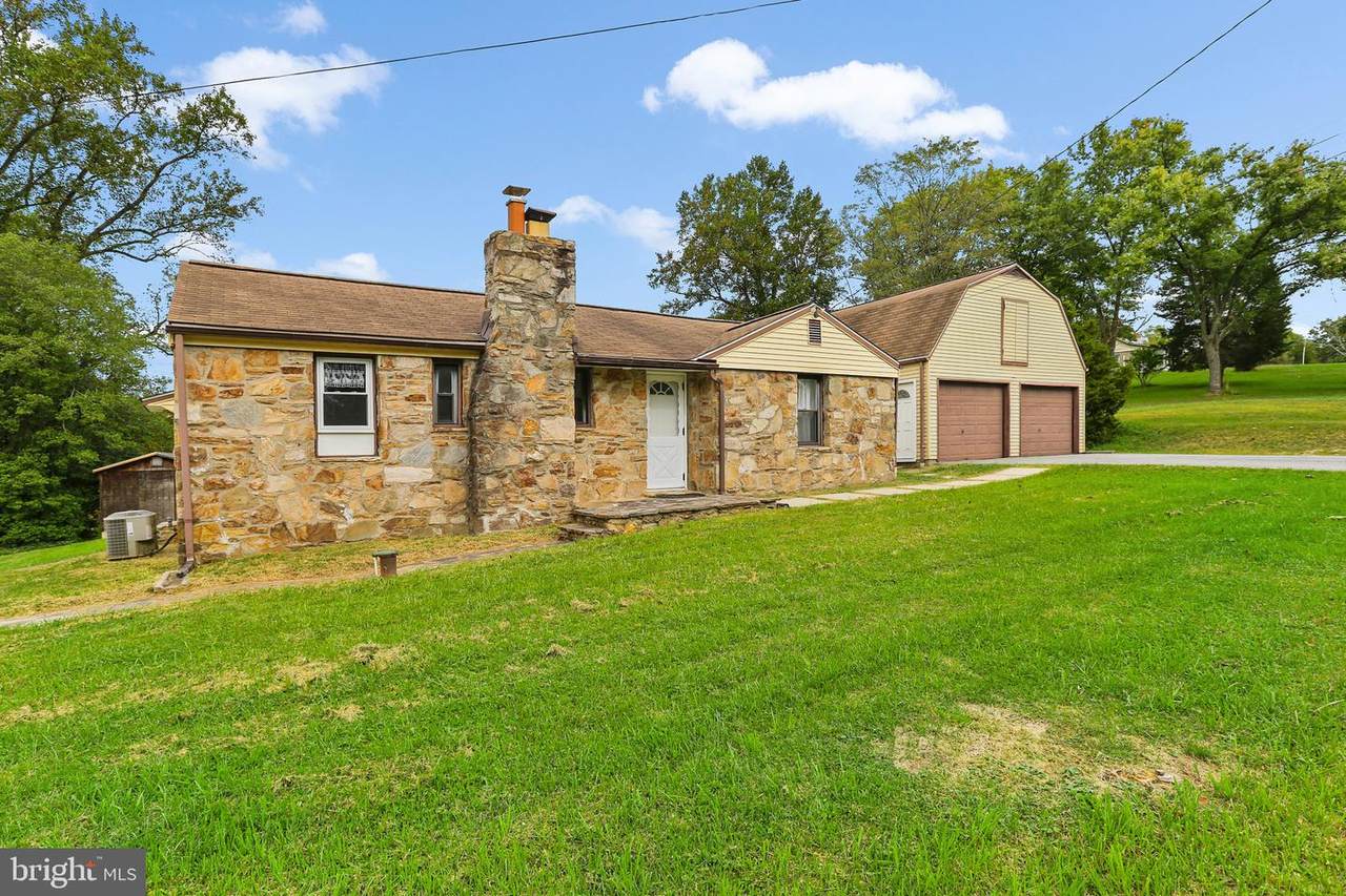 4946 Wards Chapel Road - Photo 1