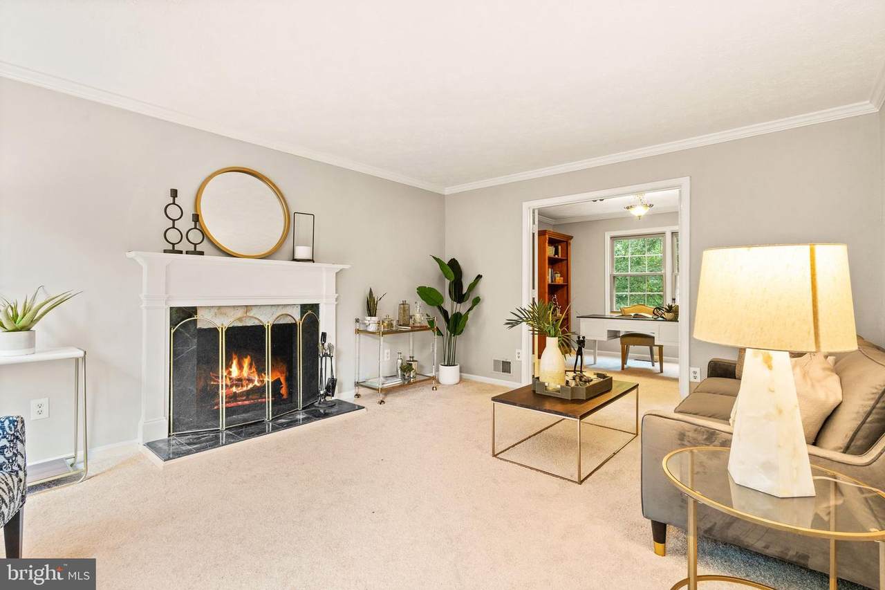 11174 Stonebrook Drive - Photo 1