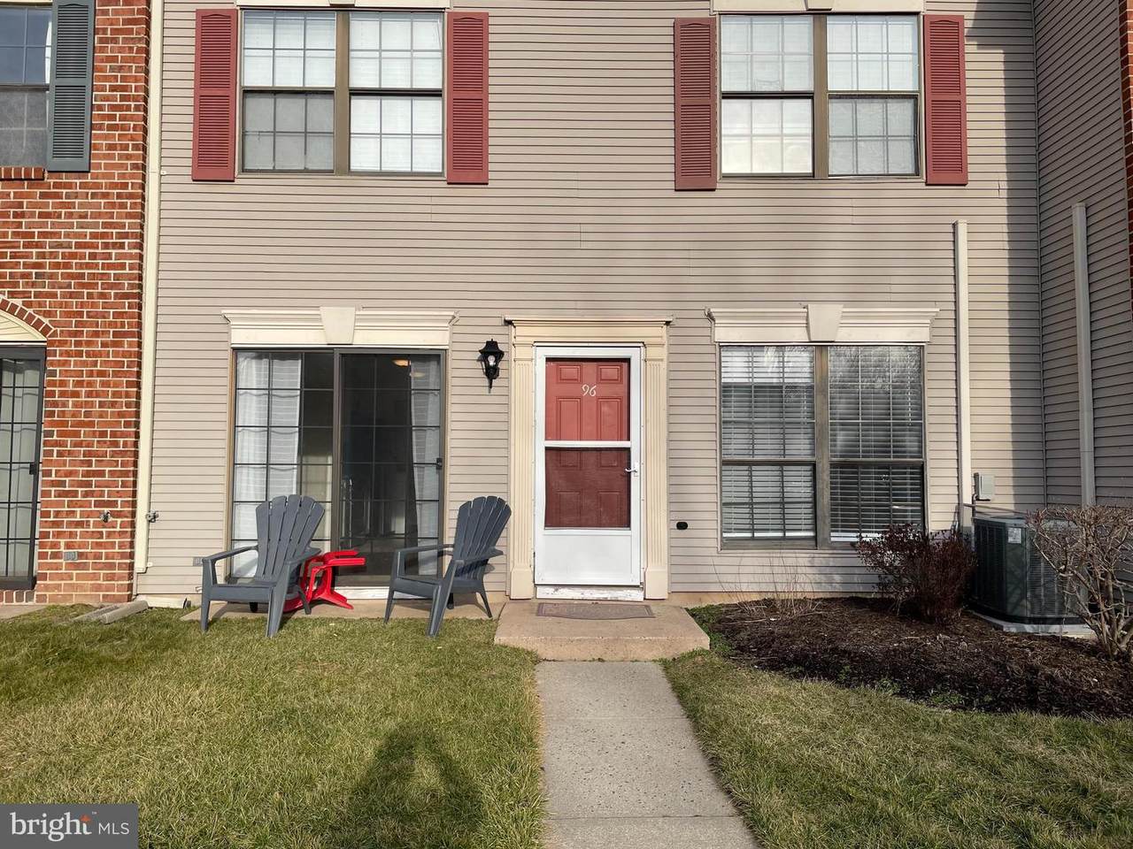 96 Oneill Court - Photo 1