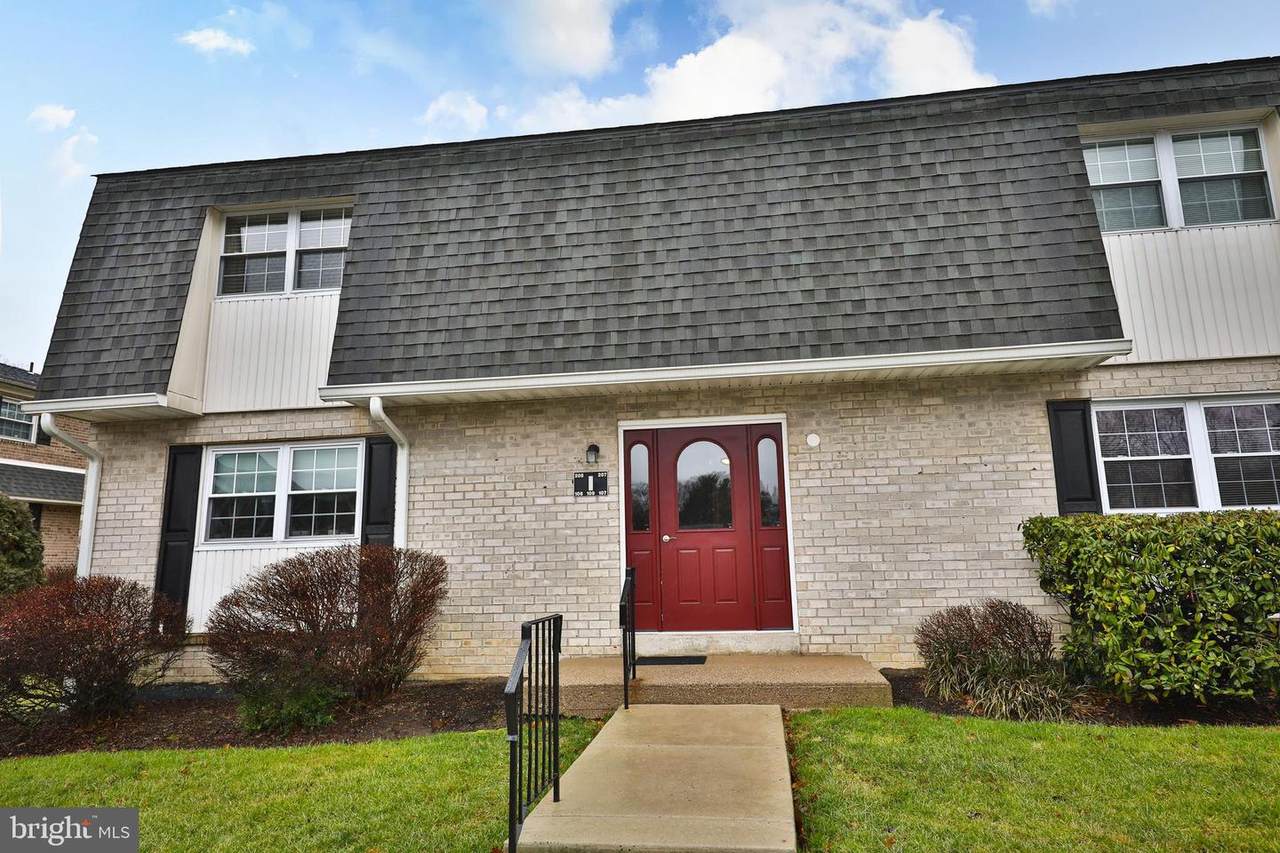 109-I Hampton Crossing - Photo 1