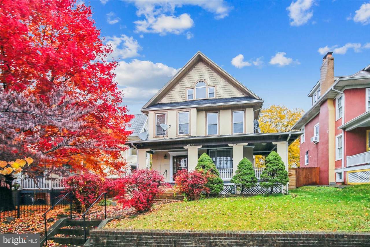 4729 13TH Street - Photo 1