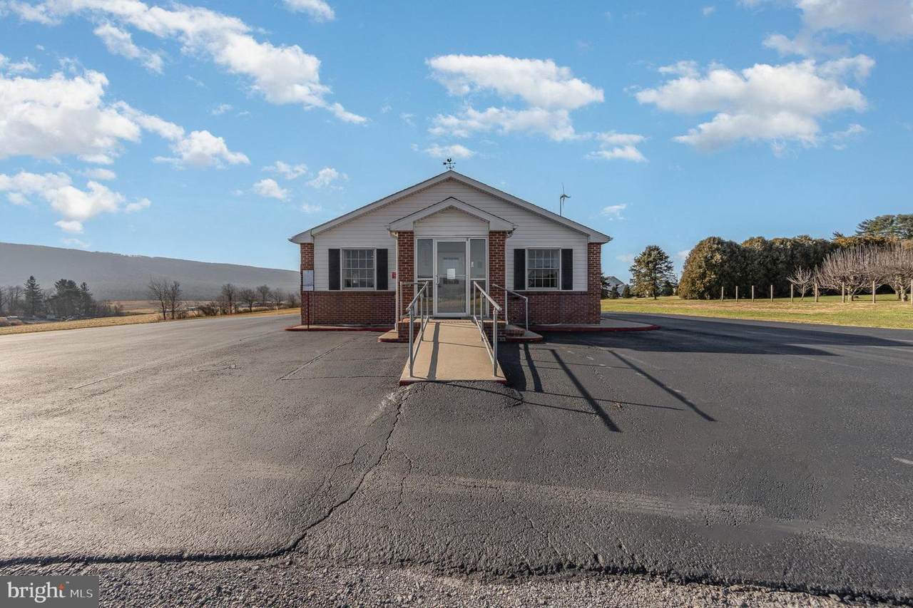 1137 Main Street - Photo 1