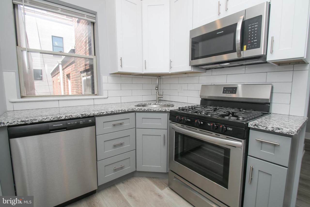 1518 Passyunk Avenue - Photo 1