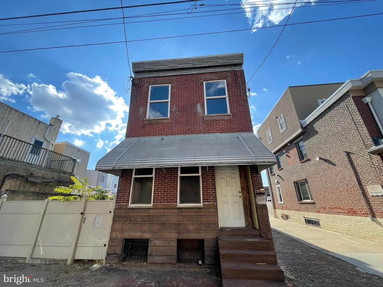 2550 Monmouth Street - Photo 1