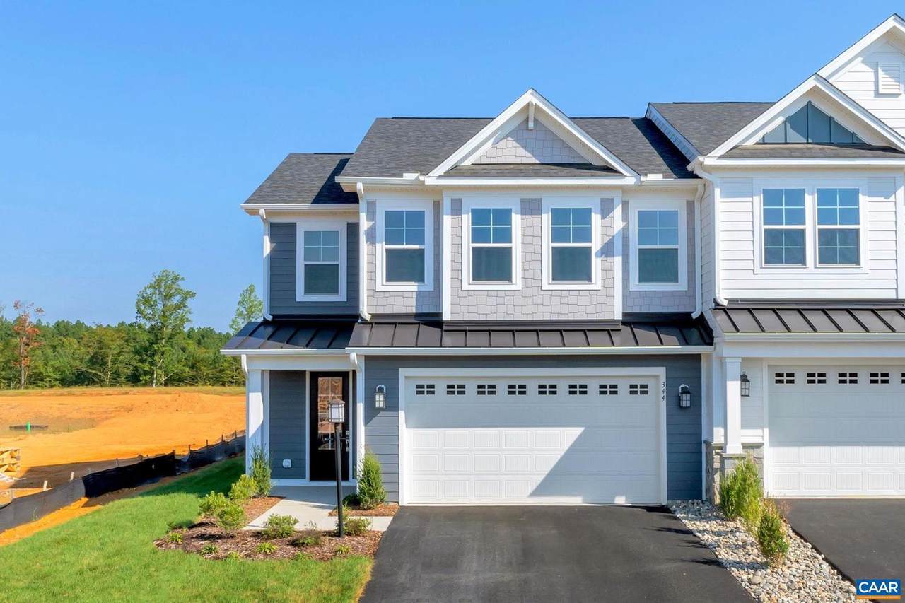 344 Bayberry Ln - Photo 1