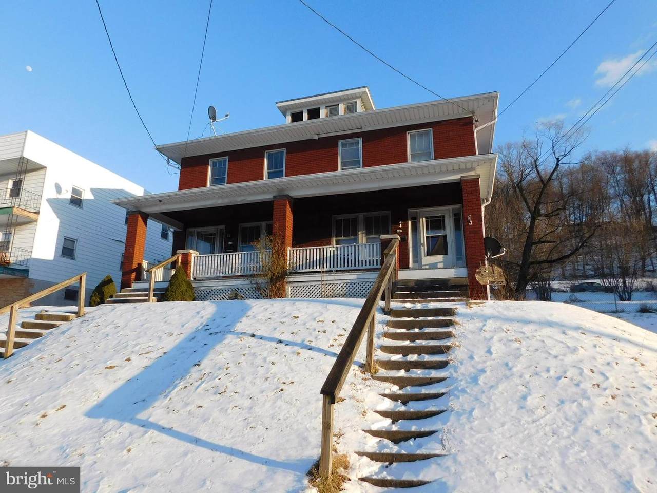 640 & 642 East Walnut Street - Photo 1