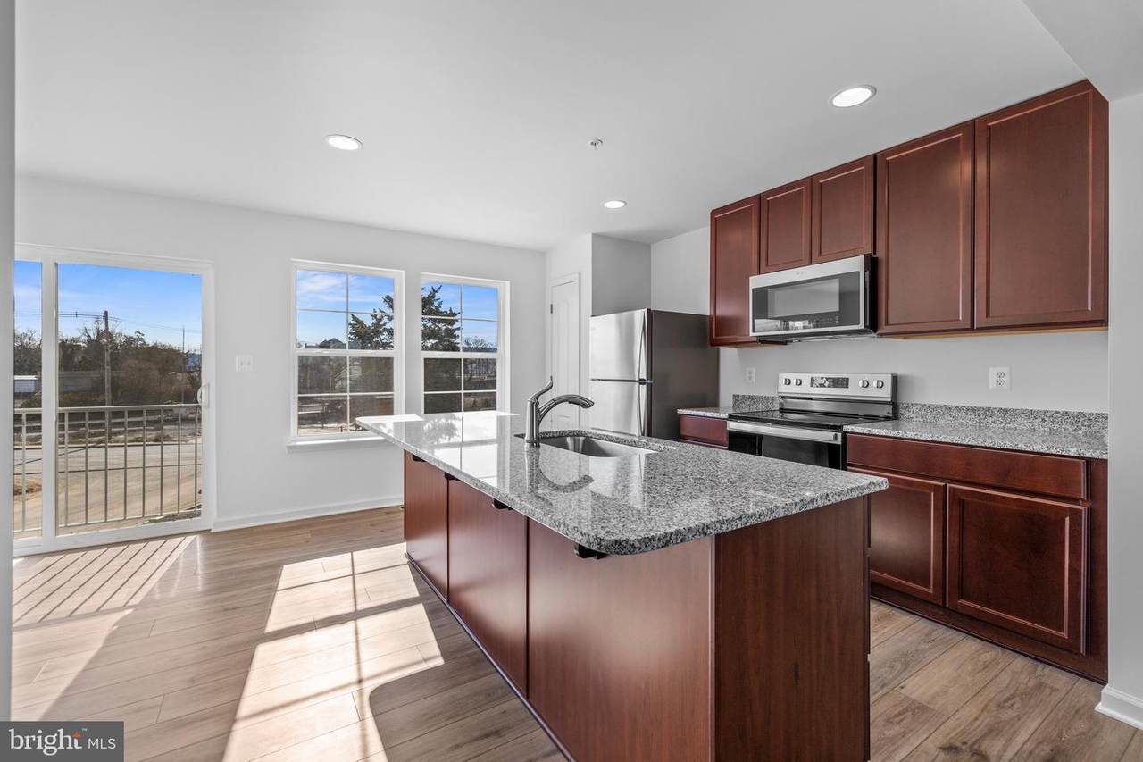  Peleton Street - Photo 1