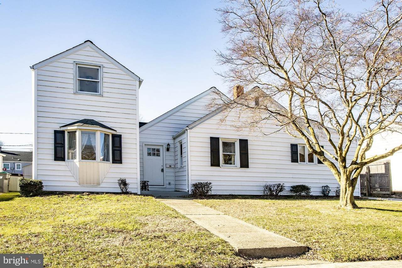 47 Lasalle Avenue - Photo 1