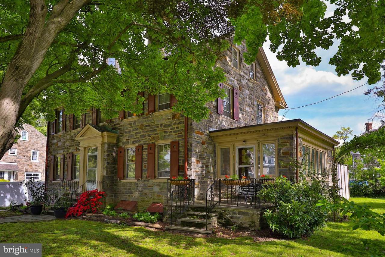 5308 Woodbine Avenue - Photo 1