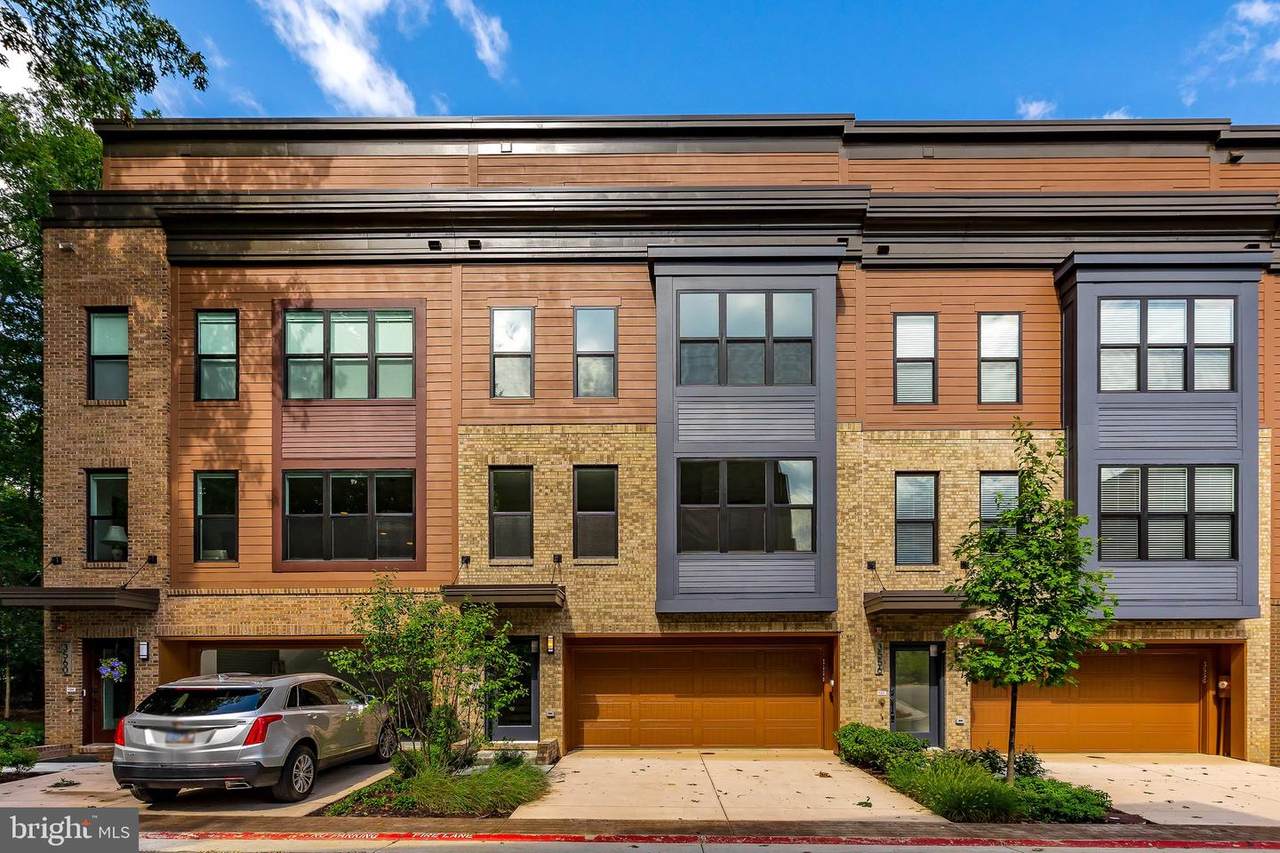 3558 Sutton Heights Circle - Photo 1