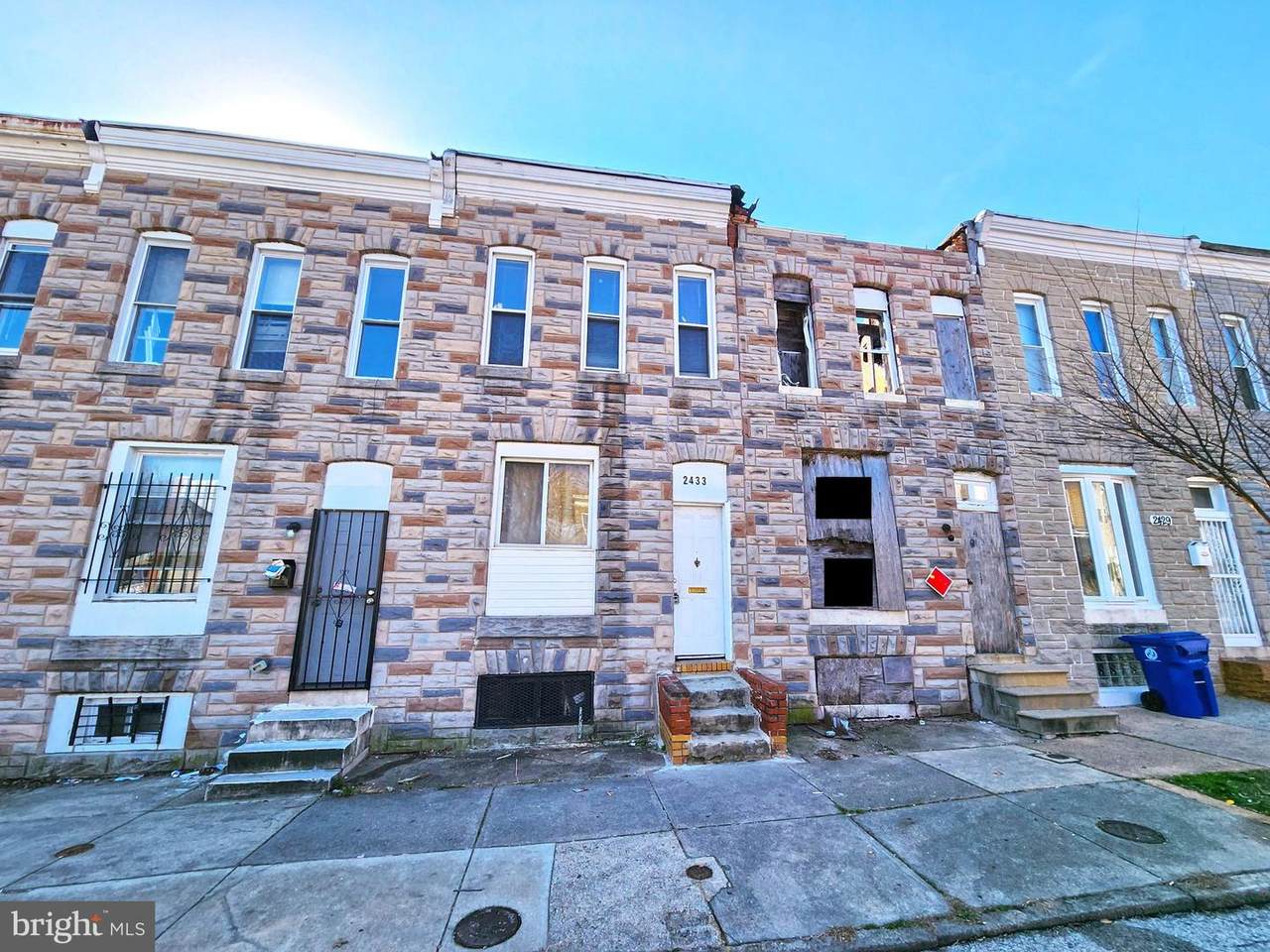 2433 Hoffman Street - Photo 1