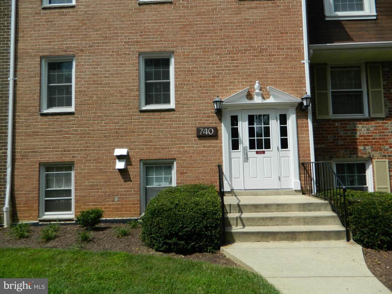 740 Quince Orchard Boulevard - Photo 1