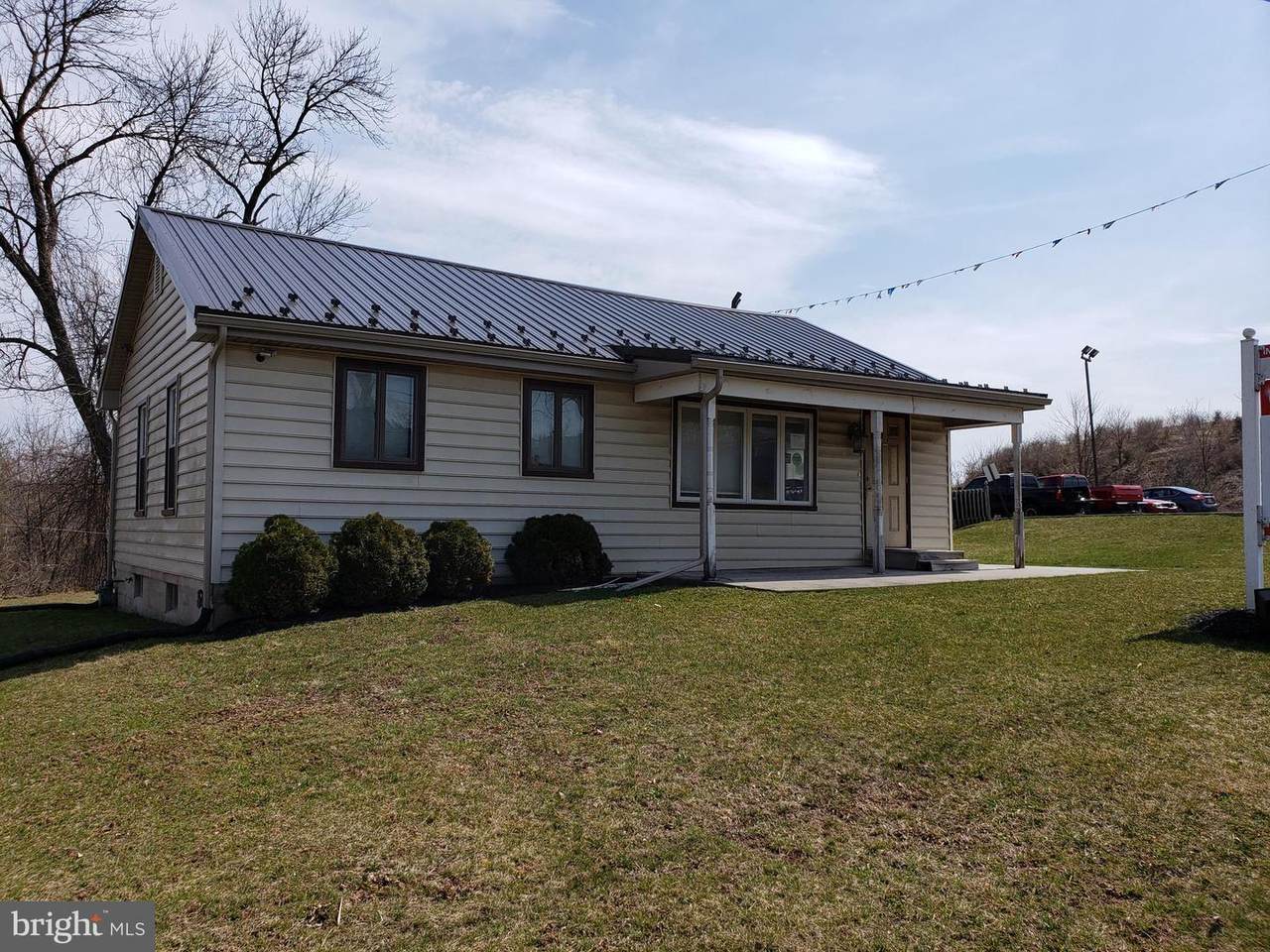 960-980 Old Trail Road - Photo 1