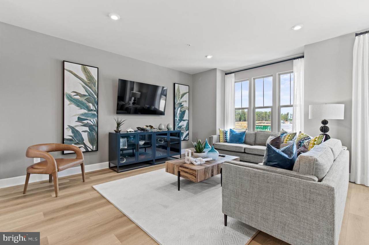 6929 Savannah Parkway - Photo 1