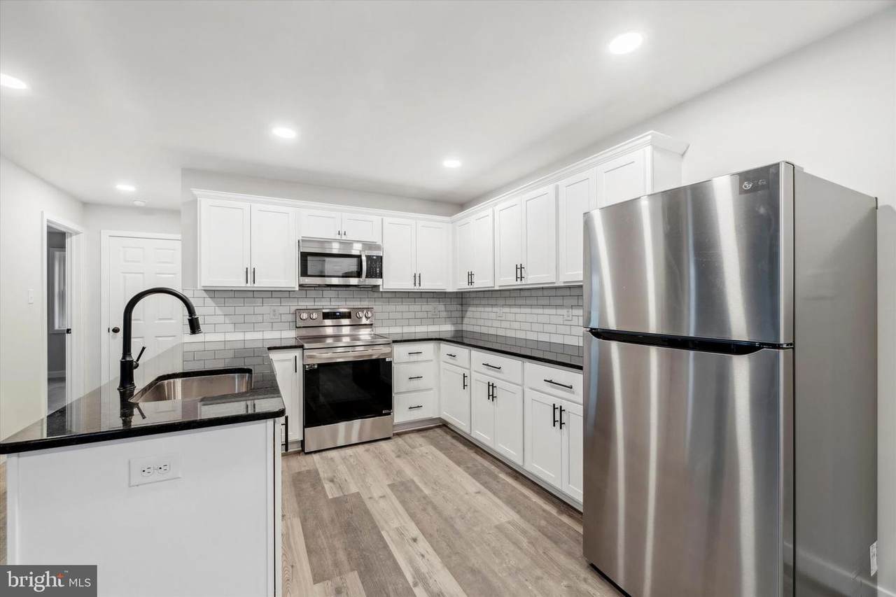 908 Baltimore Pike - Photo 1