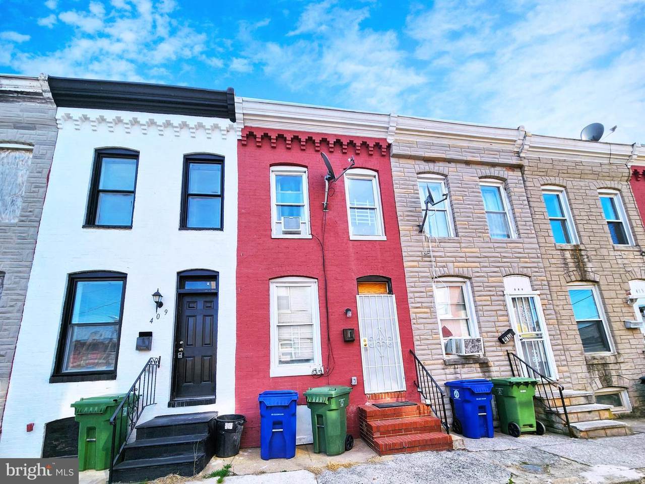 411 Vincent Street - Photo 1