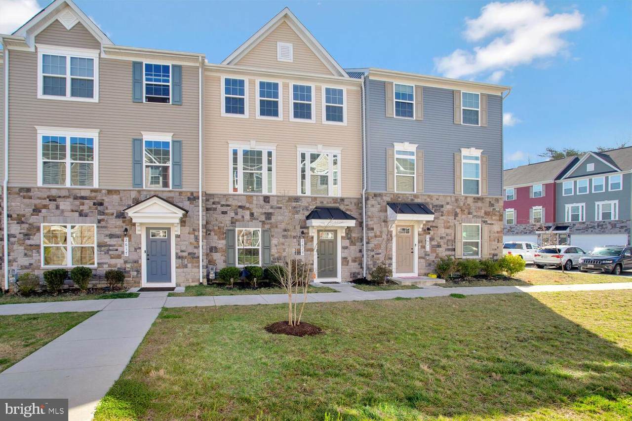 2619 Wheatland Station Way - Photo 1