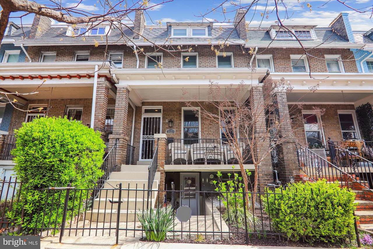 1123 4TH Street - Photo 1