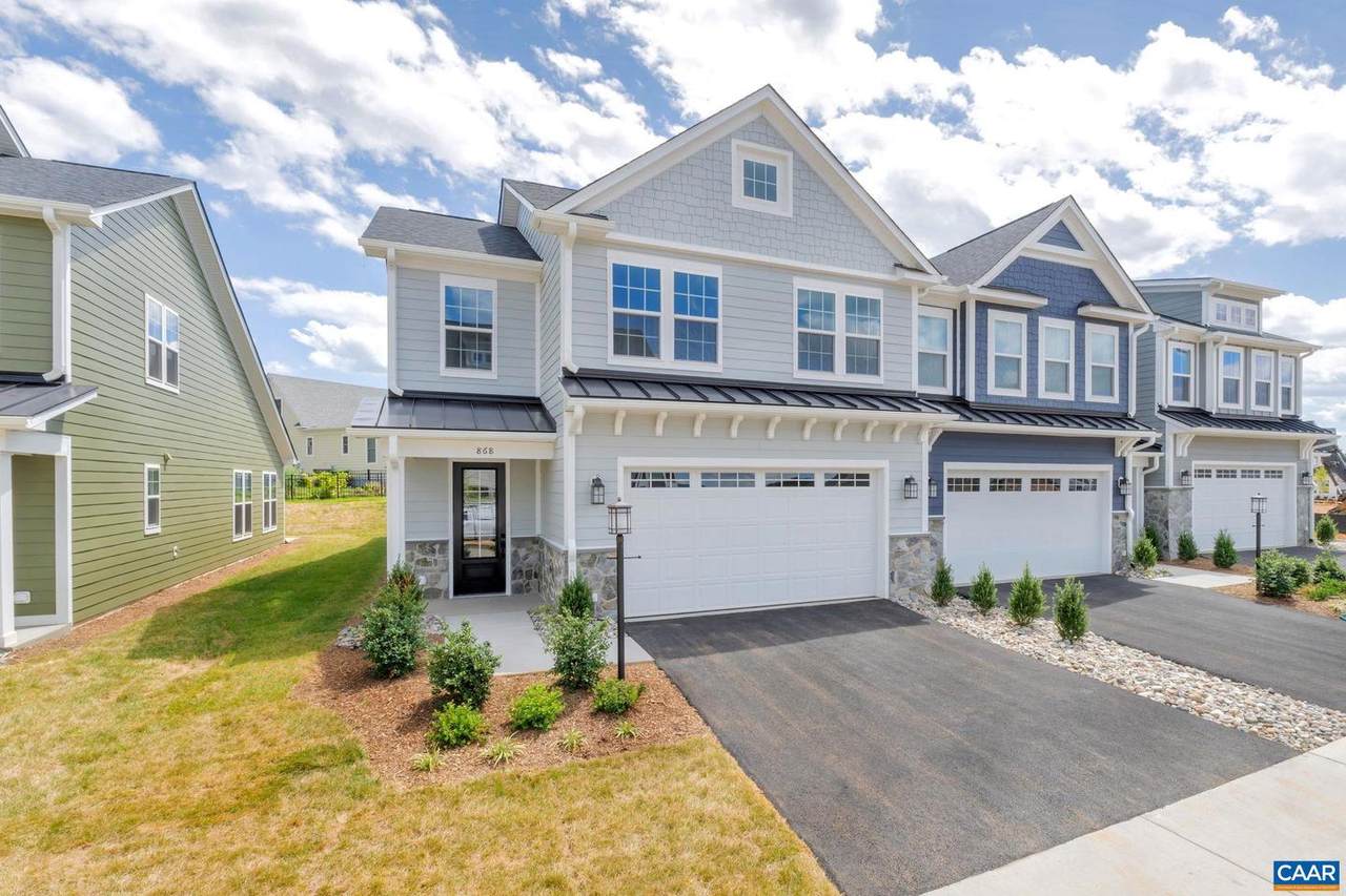 1287 Laconia Ln - Photo 1