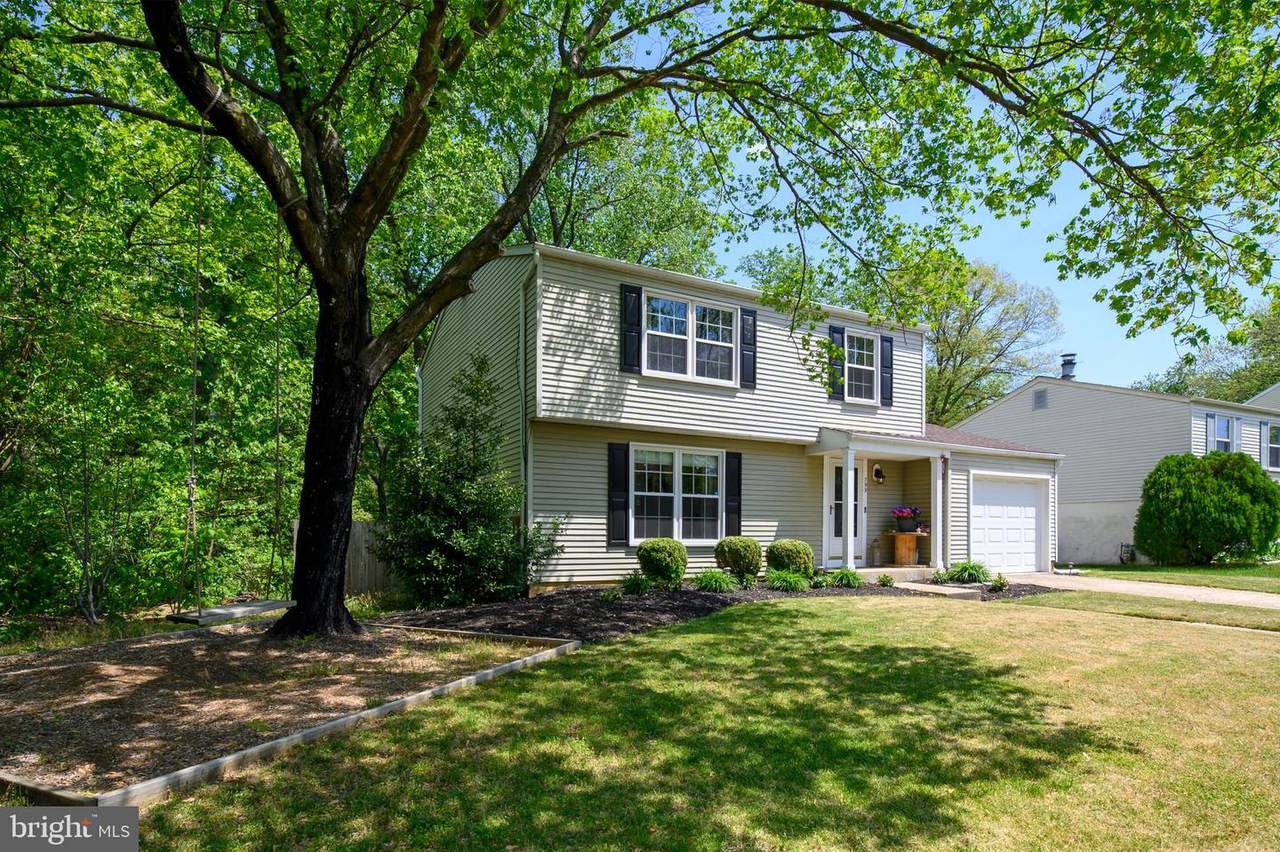 799 Ruxshire Drive - Photo 1