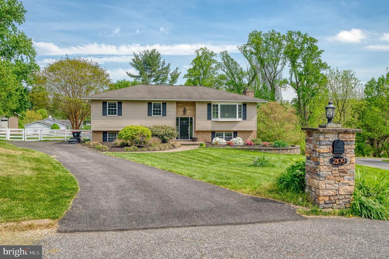 2109 Lippizan Court - Photo 1