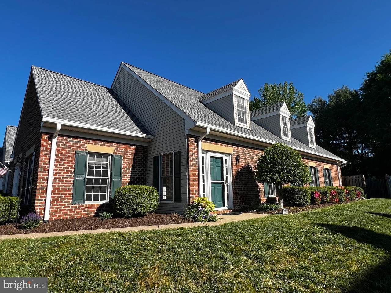 6911 Craven Lane - Photo 1