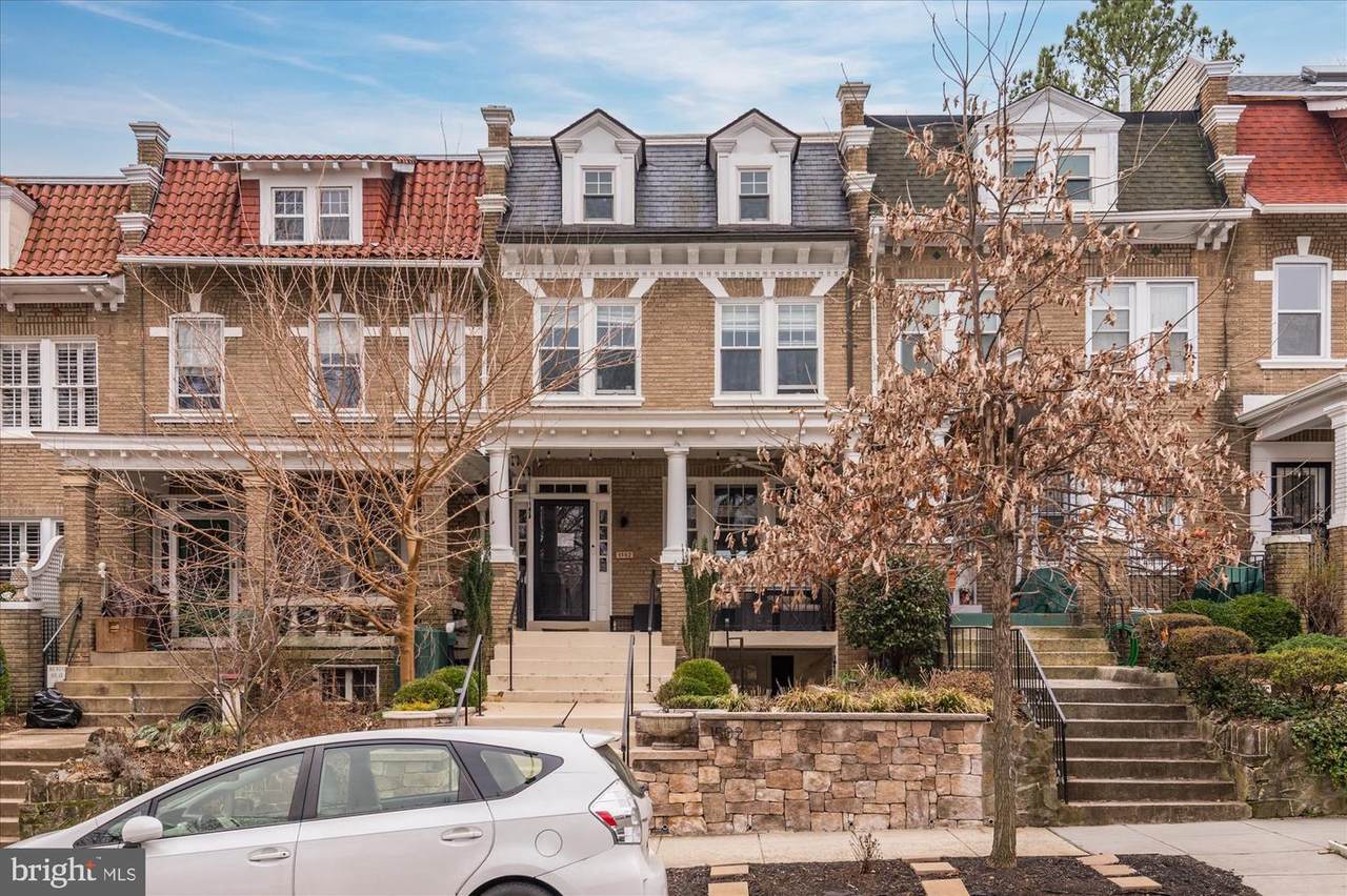 1502 1/2 Varnum - Photo 1