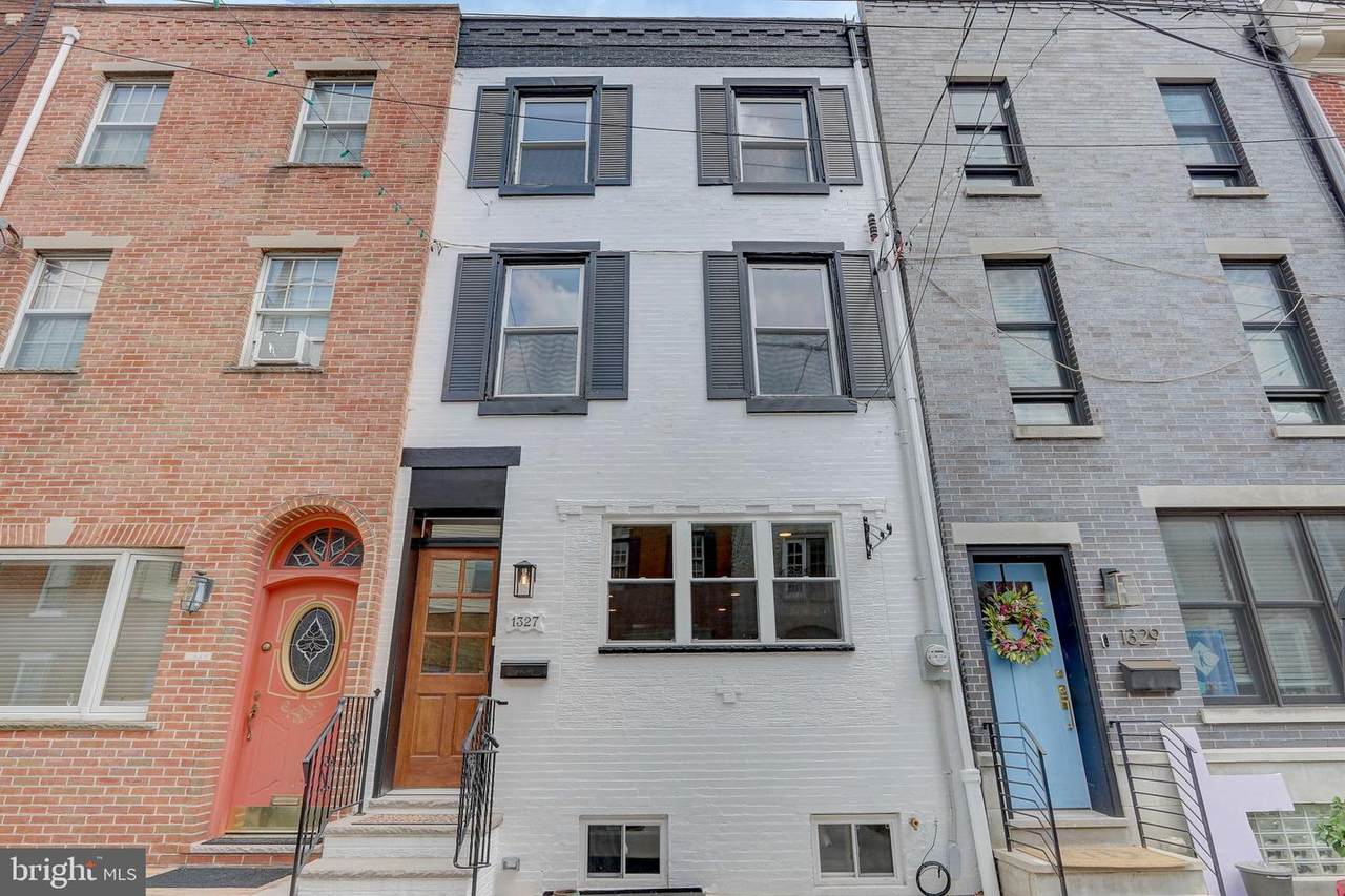 1327 10TH Street - Photo 1
